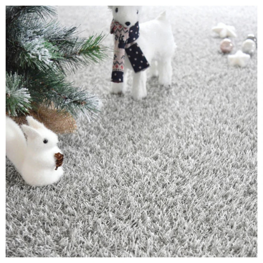 Gazon Synthétique Happy Party - Couleur Gris Clair - Classé Feu - 20mm - 1m X 5m 5 Gazon Synthétique Happy Party - Couleur Gris Clair - Classé Feu - 20mm - 1m X 5m – Image 3